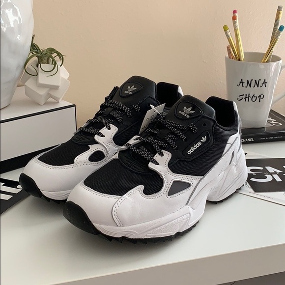 NWT adidas Falcon Oreo - Picture 5 of 9